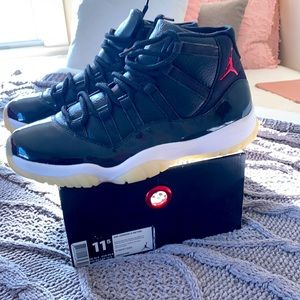 Air Jordan Retro 11 Men’s , worn twice still in original box . Super clean